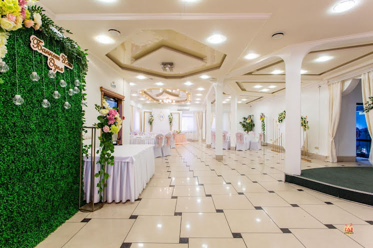 Зал на 100 человек в «Эдем» фотография №1