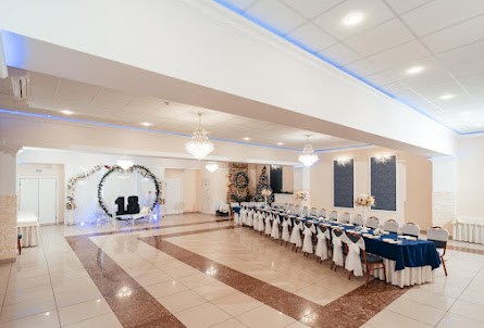 Зал «Вальс» в Зал «Танго»