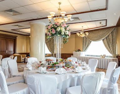  ресторан Сафмар Аврора Люкс