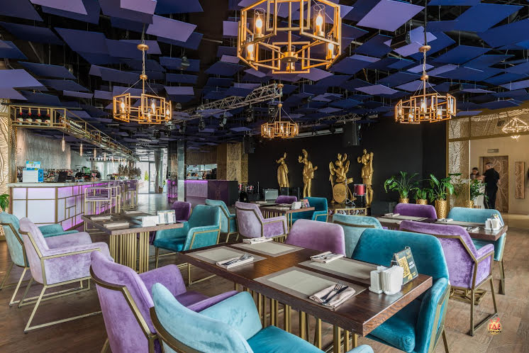 Основной зал в «Сытый лось на Кунцево» фотография №17