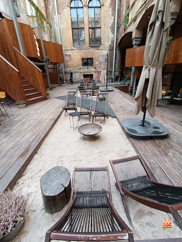 Локация "Двор"  в «Третье место» фотография №5