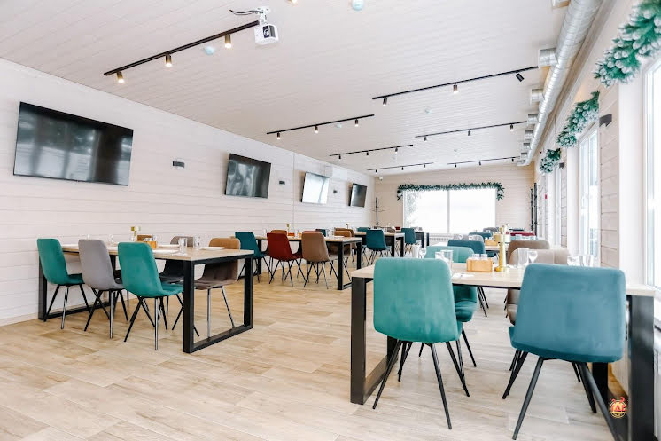 Караоке-зал в «Red House» фотография № 1