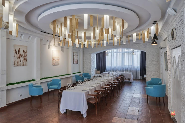 Основной зал в «Ника на Лермонтова» фотография №9