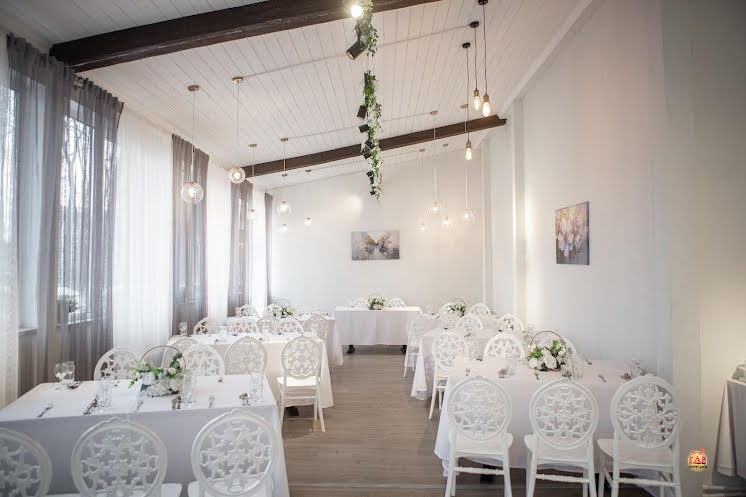 Малый зал  в «Щербет на Зорге» фотография №1