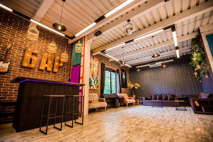 Лофт Комод  в «КомоД и Амулет» фотография №5