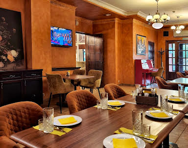  ресторан «Хац Хаус» на Рабочей