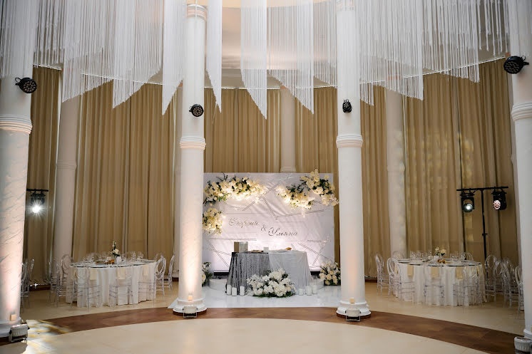 Большой банкетный зал в «Горьковка Парк» фотография №1