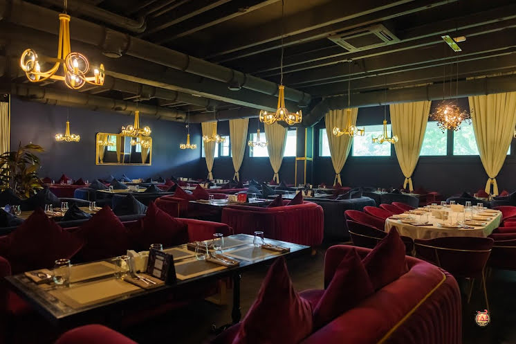 Каминный зал в «Сытый лось на Коломенской» фотография №4