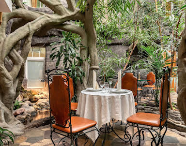 Выпускной в Русская трапеза