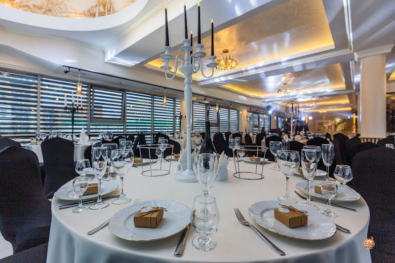 Park restaurant&banquet hall фотография №9