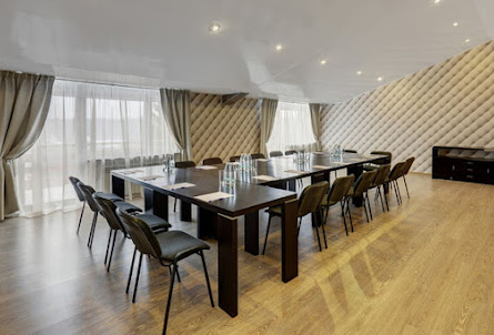 Переговорная  в Малый зал 