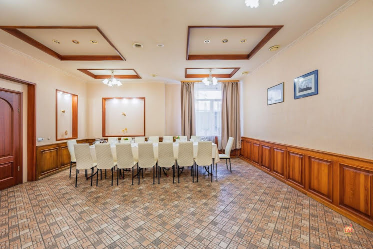 Малый зал  в «LovEda на Чапаева» фотография №6