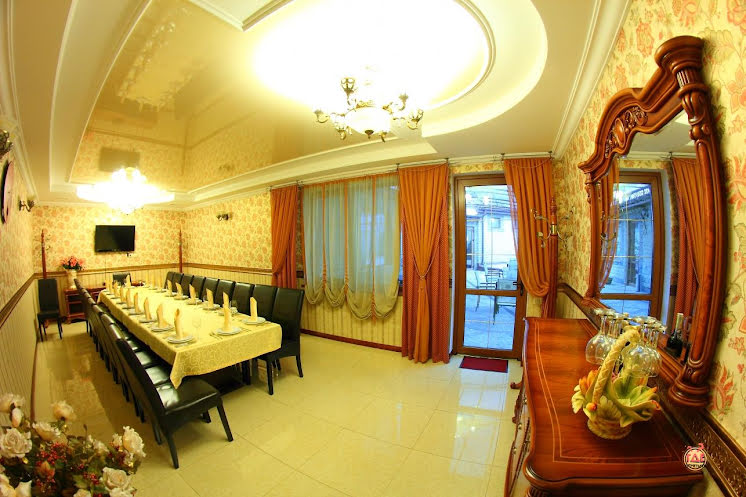 Банкетный зал на 20 персон в «Cowboy Marlboro» фотография №5