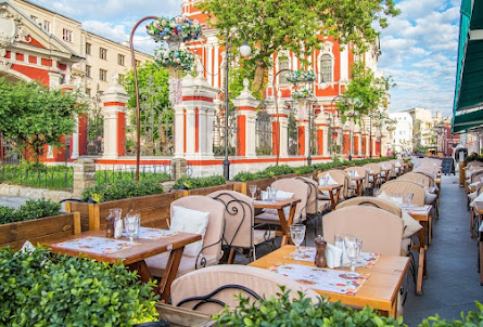 Летняя веранда в Малый зал 