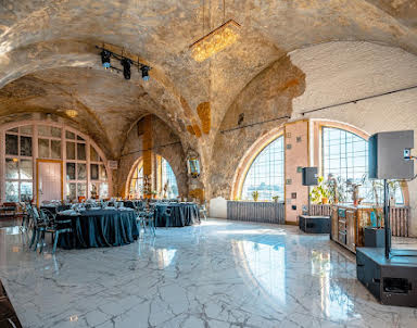  ресторан LOFT HALL