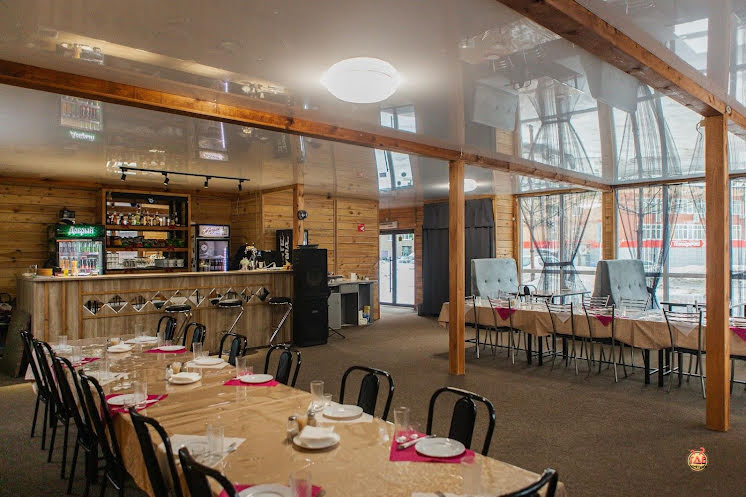 Основной зал в «Берег +» фотография №8