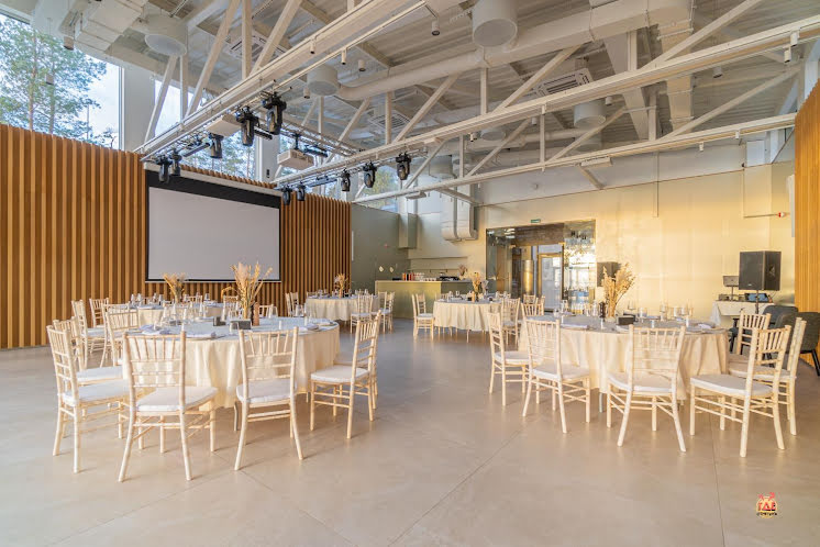 Зал "Карелия"  в «Колокольная горка» фотография №6