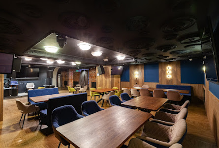 Зал №4 в Зал №5