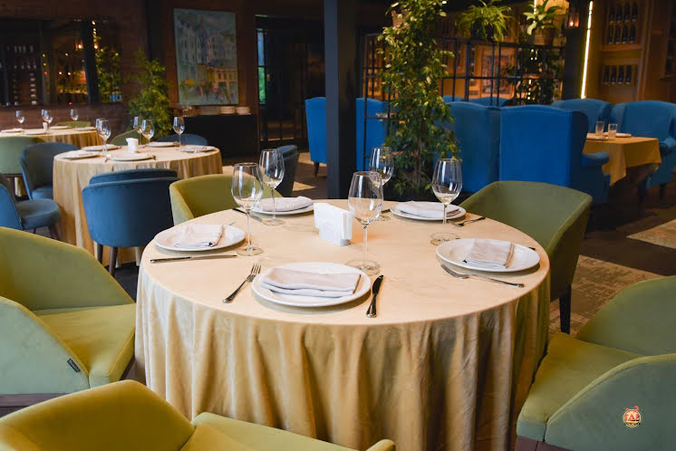 Банкетный зал на 1 этаже в «Амбассадори» фотография №2