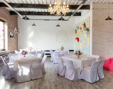  ресторан КомоД и Амулет