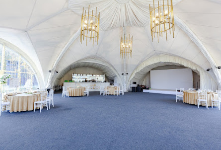 Шатер в Шатер