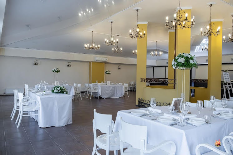 Малый зал в «Ропшинская Рапсодия» фотография №5