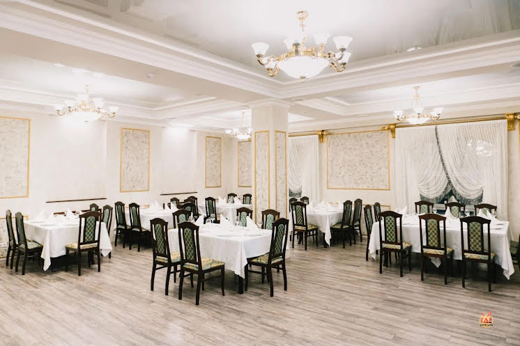 Малый банкетный зал в «Междуречье» фотография №1