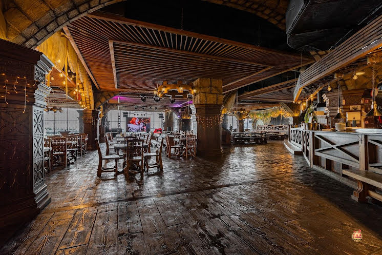 Основной зал в «Папаша Клаусс» фотография №9