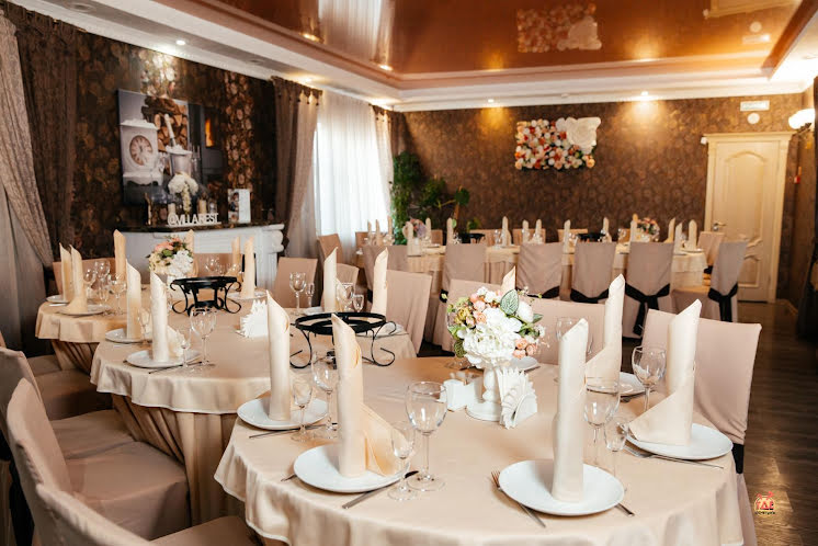 Каминный зал в «Вилла» фотография №15