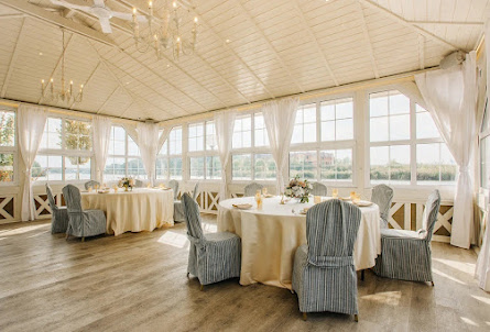 Стеклянная беседка в Открытая беседка