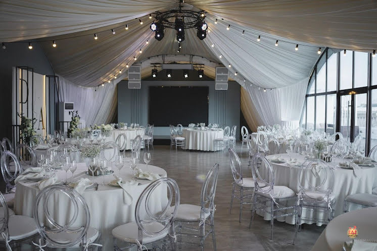 Основной зал в «EVENT ROOF» фотография №5