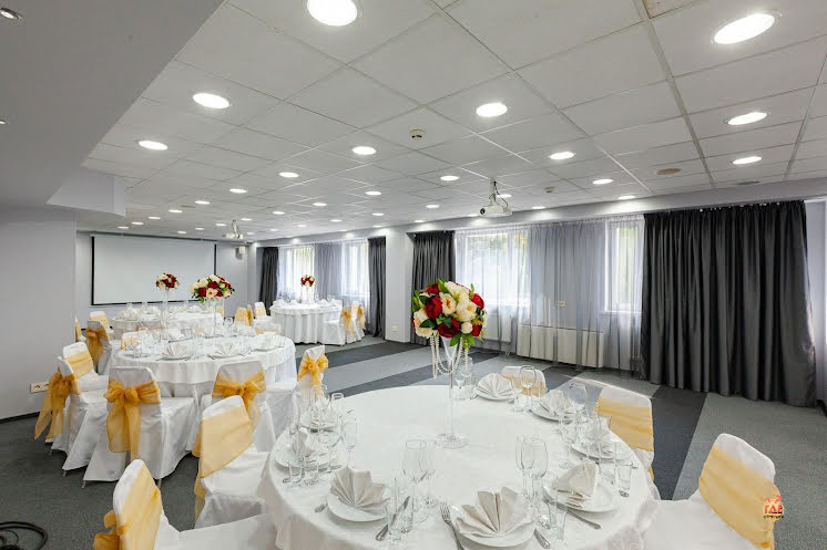 Зал «МОСКВА» в «Marins Park Hotel Mocква Пражская» фотография №8