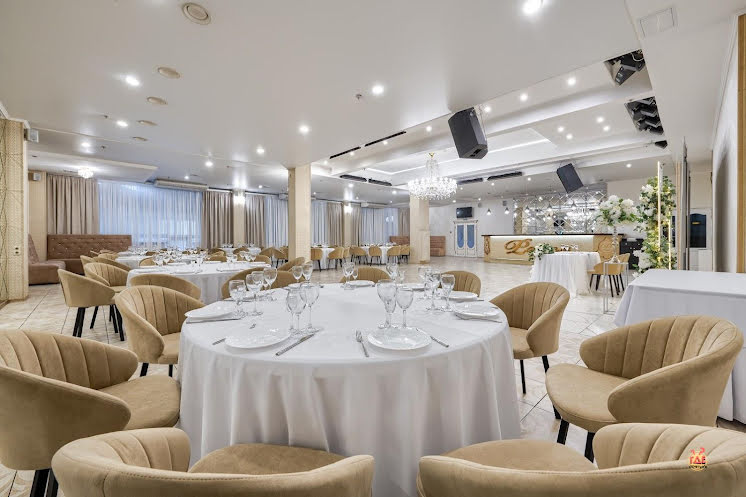 Основной зал в «РАФАЭЛЬ» фотография №19