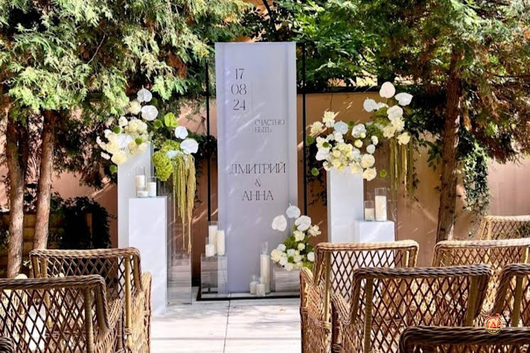 Веранда в «12 Grand Cafe» фотография №4