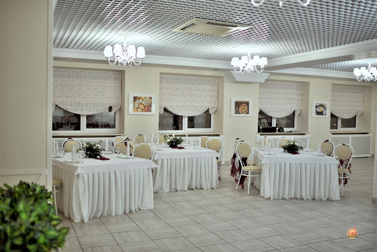 Основной зал  в «Традиция вкуса» фотография №8