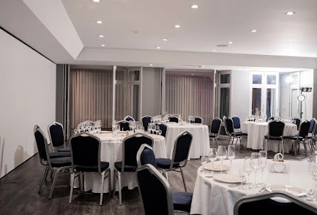 Зал «Островский hall» в Зал «Островский hall»