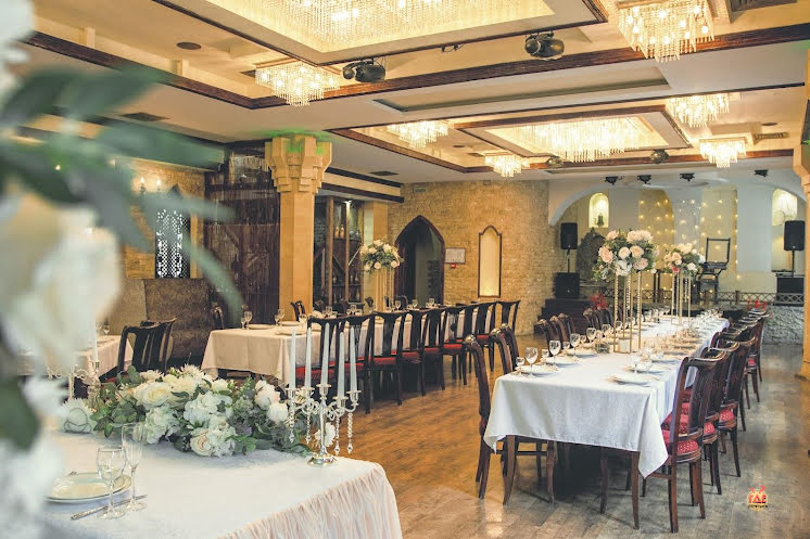 Основной зал в «Мангал» фотография №1