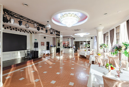 Банкетный зал в Караоке-зал 