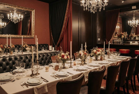 Большой VIP-зал в Малый VIP-зал