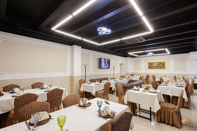 Основной зал  в «Огни Севера» фотография №5