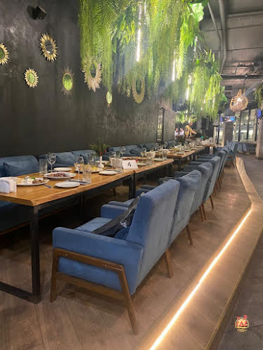 Основной зал в «MOREMI» фотография №3