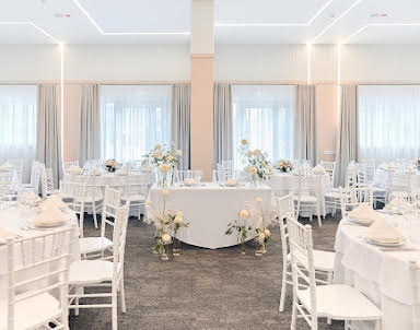  ресторан AZIMUT Сити Отель Тюмень