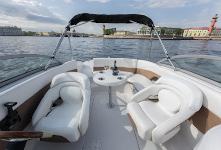 Луна в Монтерей 