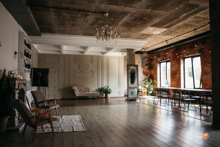 Большой зал в «Лучшее место» фотография №1