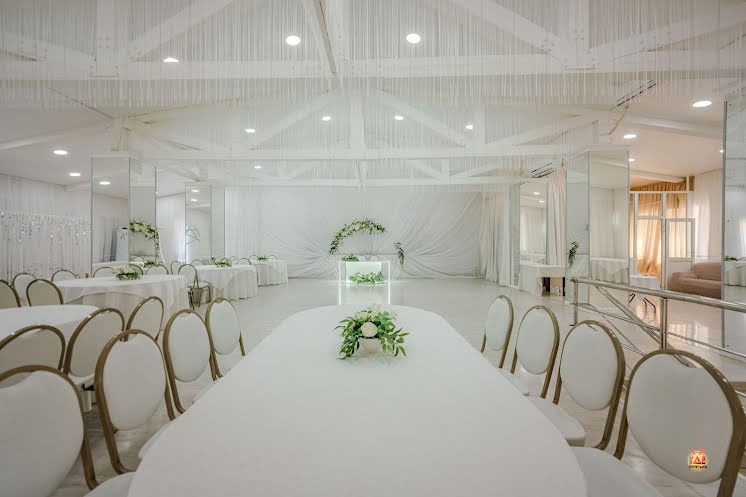Большой зал в «Свадьба LOVE» фотография №8