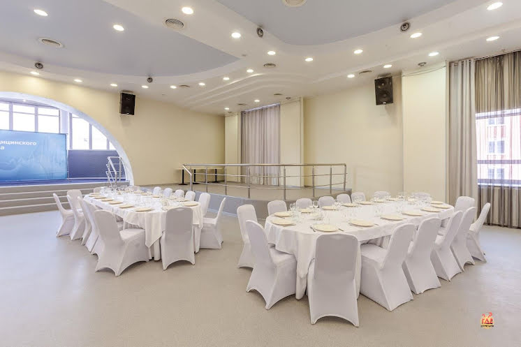 Большой банкетный зал в «Гостиница Самара» фотография №8
