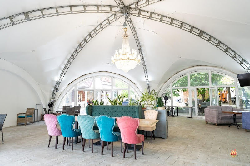 Иверия на Комарова фотография №14