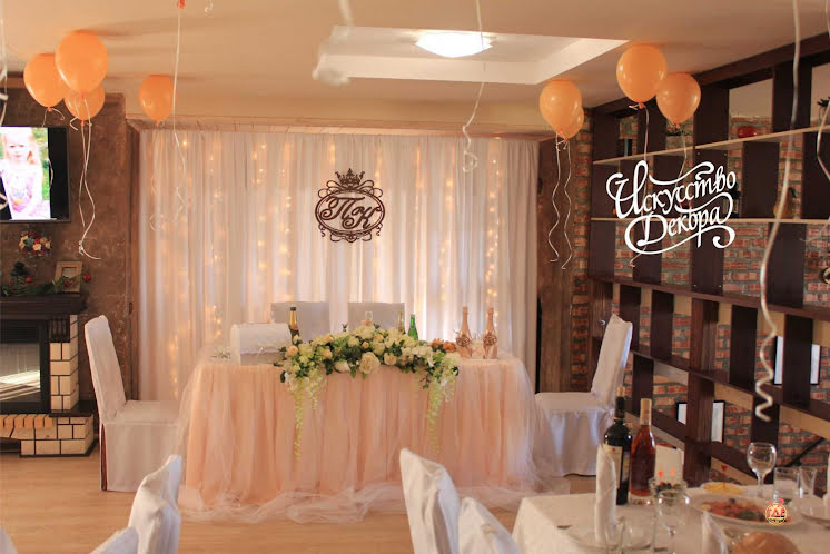 Основной банкетный зал в «РестПарк Камин» фотография №7