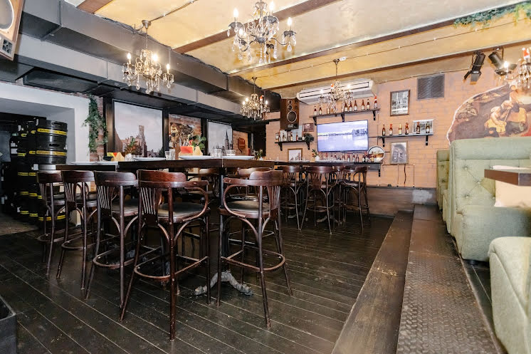 Зал "Кега" в «Leuven Belgian Brasserie» фотография №3