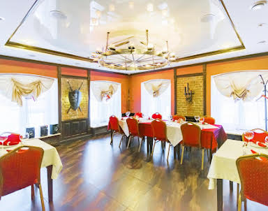  ресторан Петров Двор